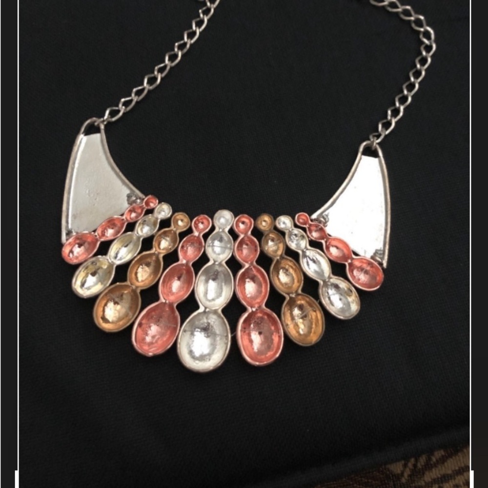 Multi Colored Colar Necklace